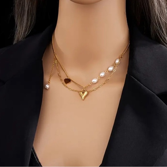 Vintage-Inspired Oval Pearl & Heart Tassel Pendant Necklace - Stainless Steel. - Picture 1 of 7